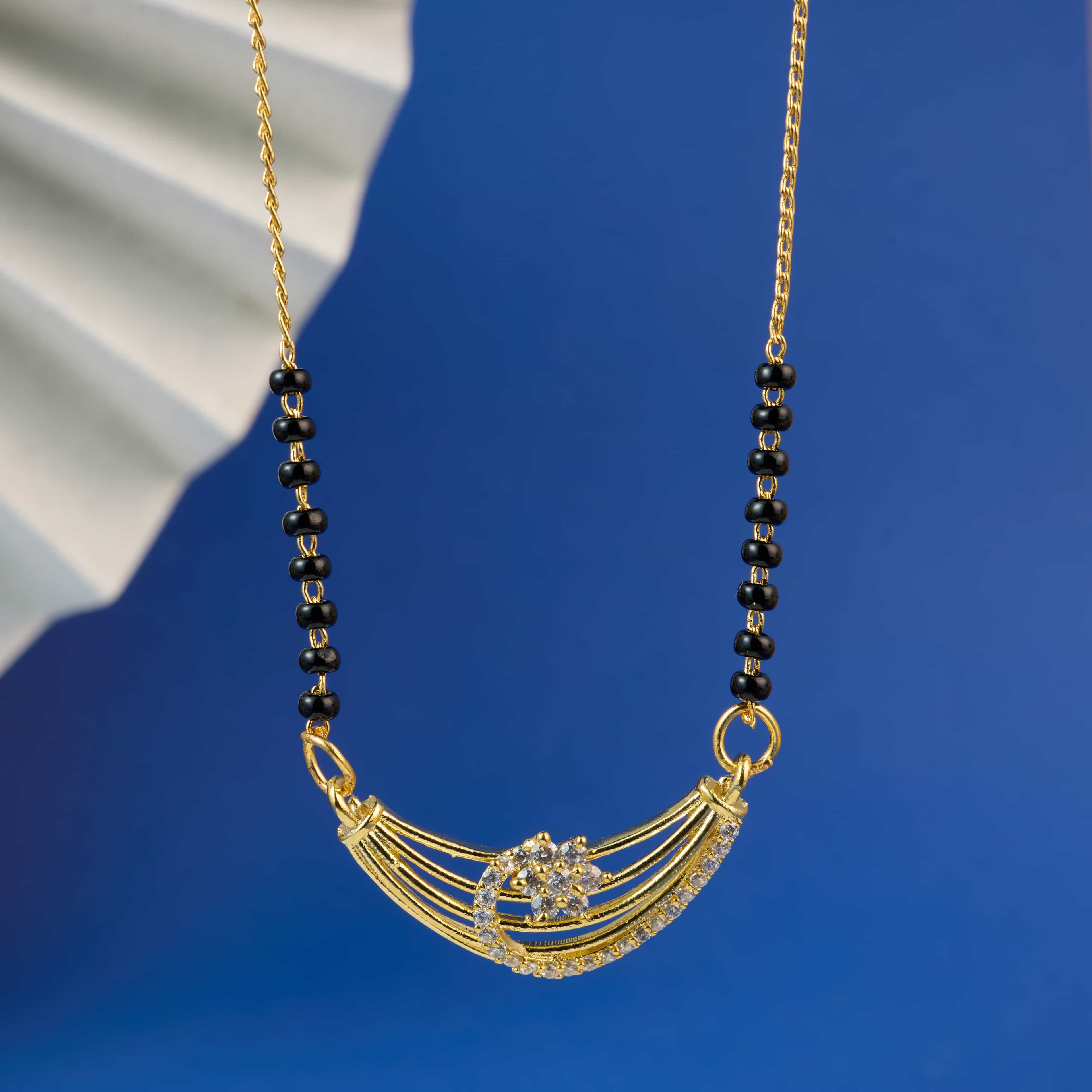 Nimoraa Layered Gold Arc Sparkle mangalsutra