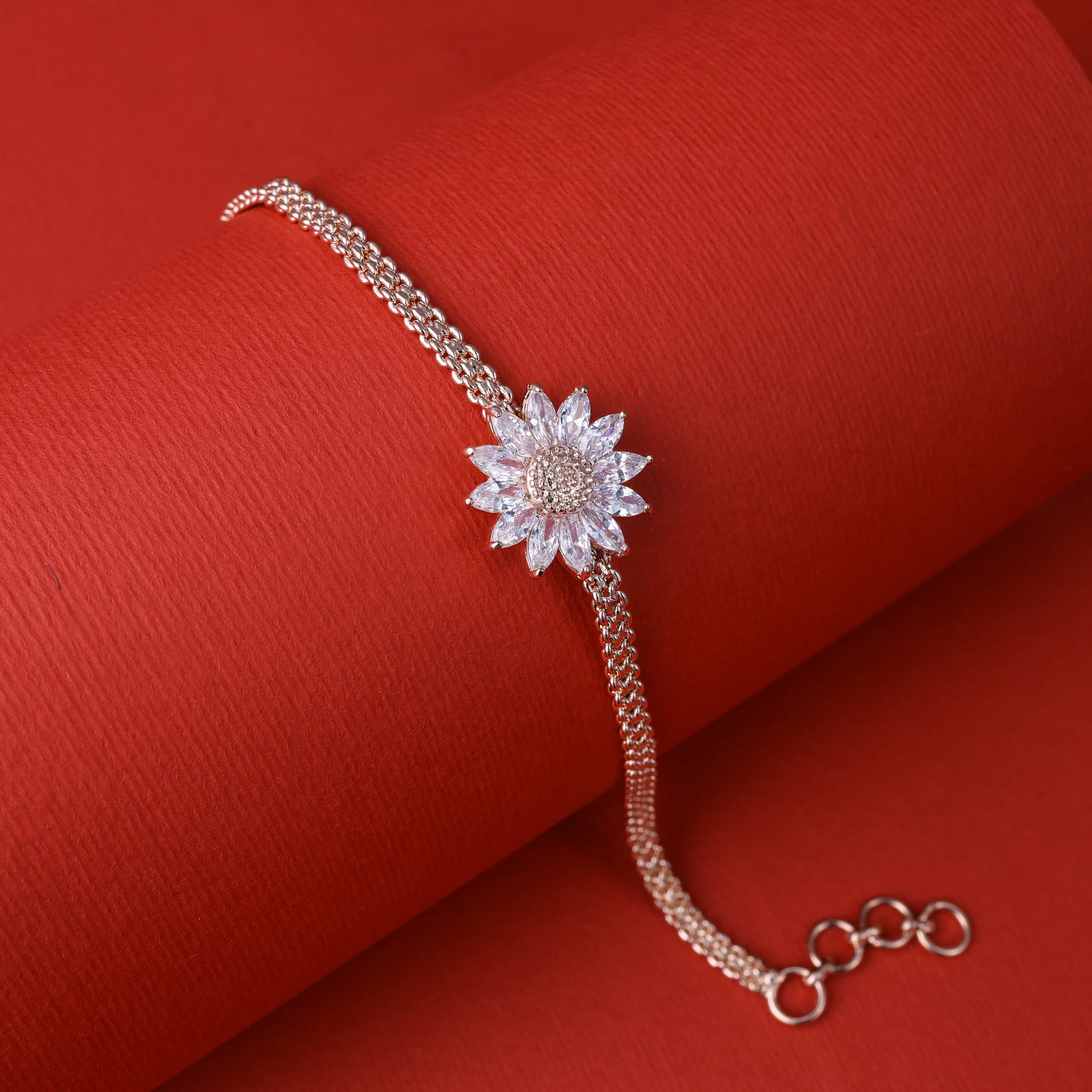 Nimoraa Radiant Bloom Bracelet