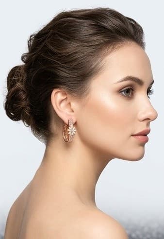The comfortable floral hoop earrings