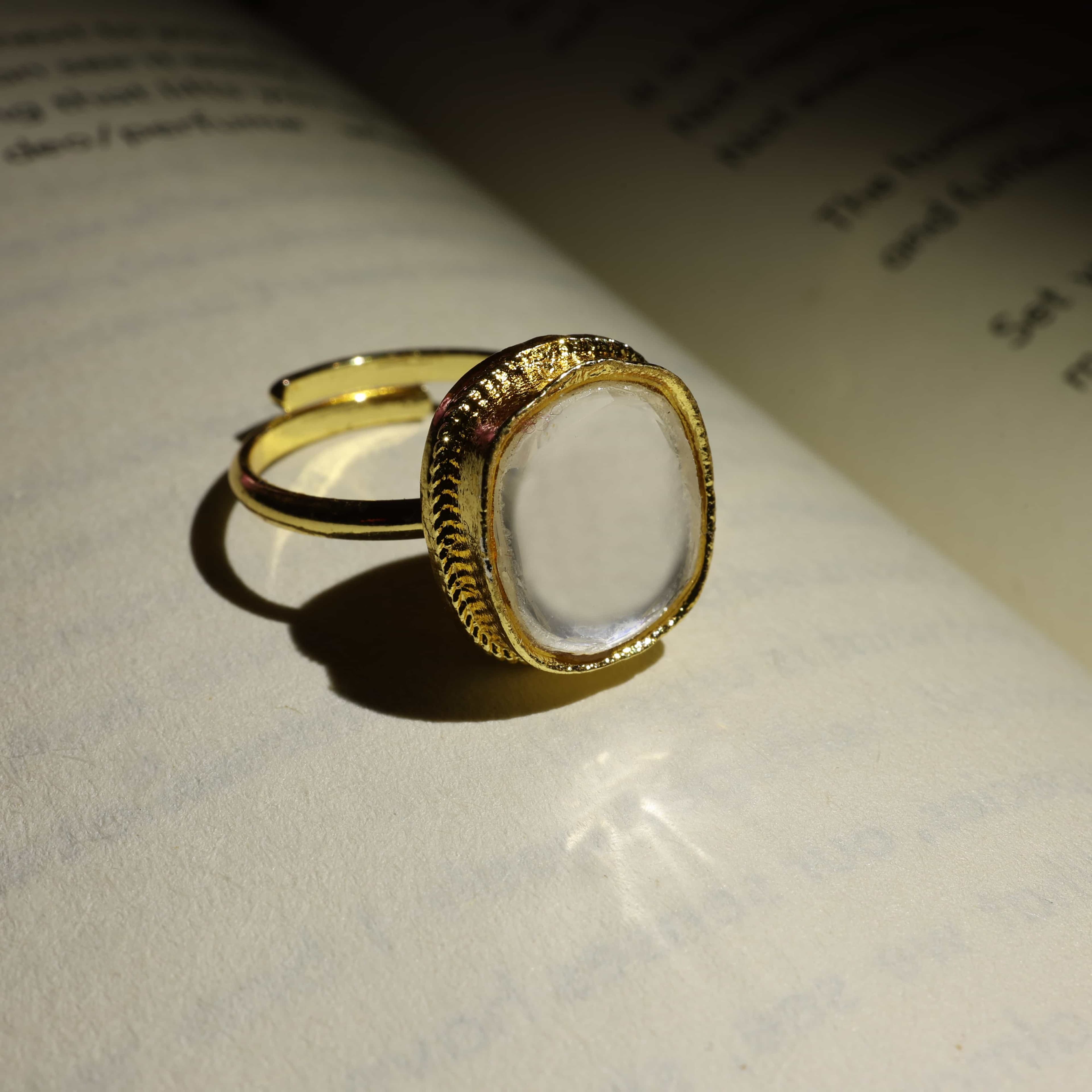 Nimoraa Royal Kundan Lumière Ring