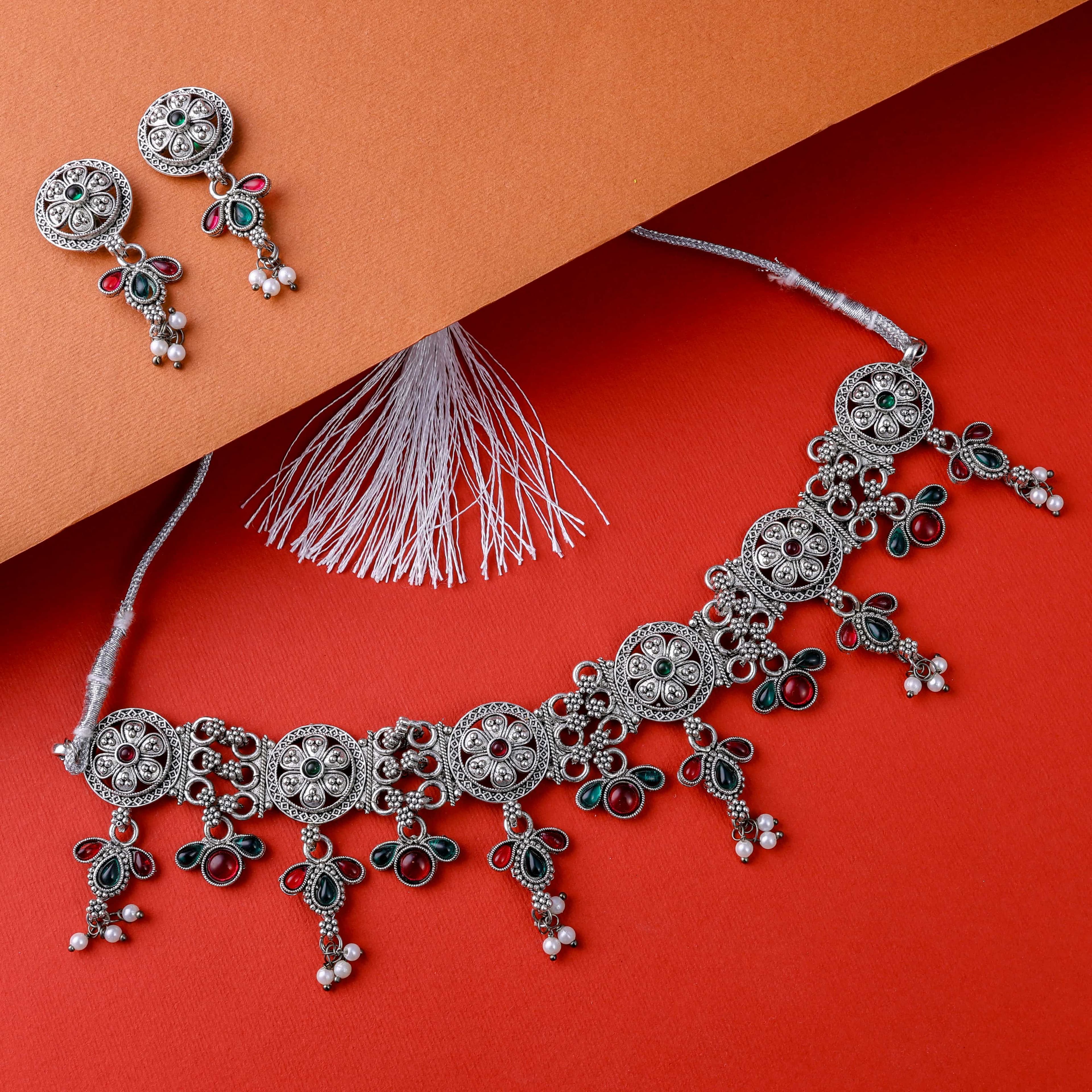Nimoraa TerraMedallion Oxidised Pearl Choker Set