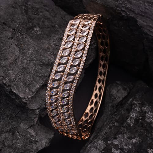 The Shimmer Vine Rosegold Bracelet