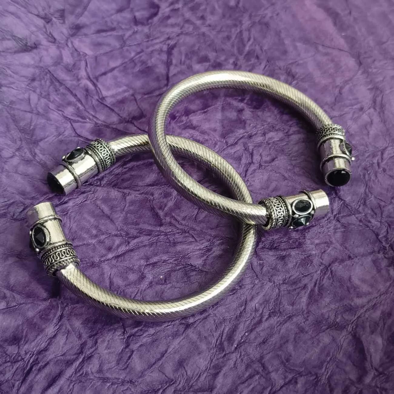Zenvia Textured Black Dual Kada Set