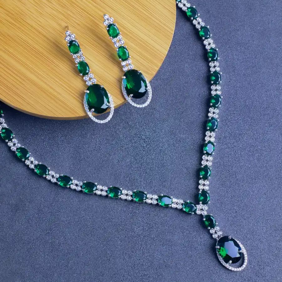 The Iconic Drop Neckalce