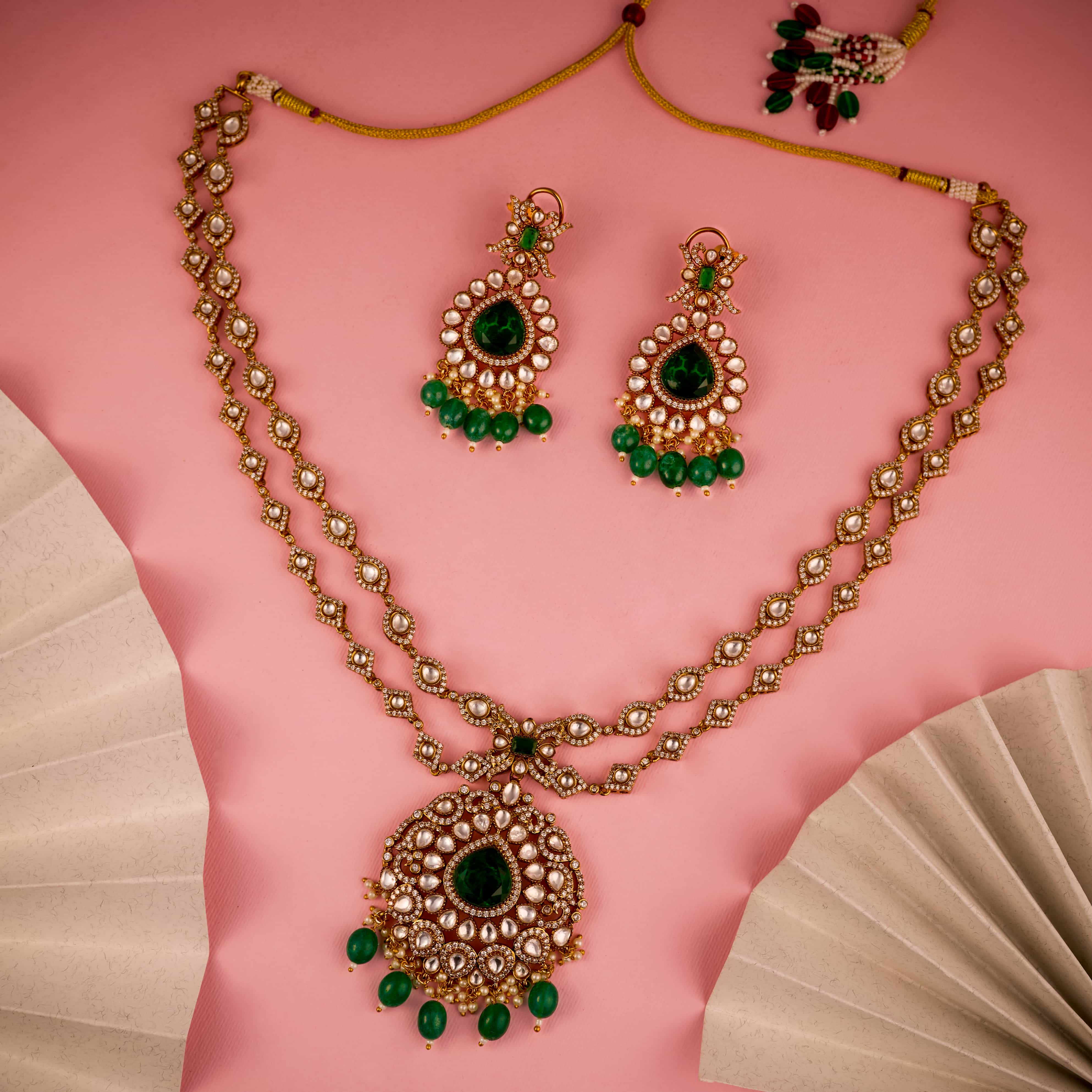 The Emerald Radiance Wedding Set